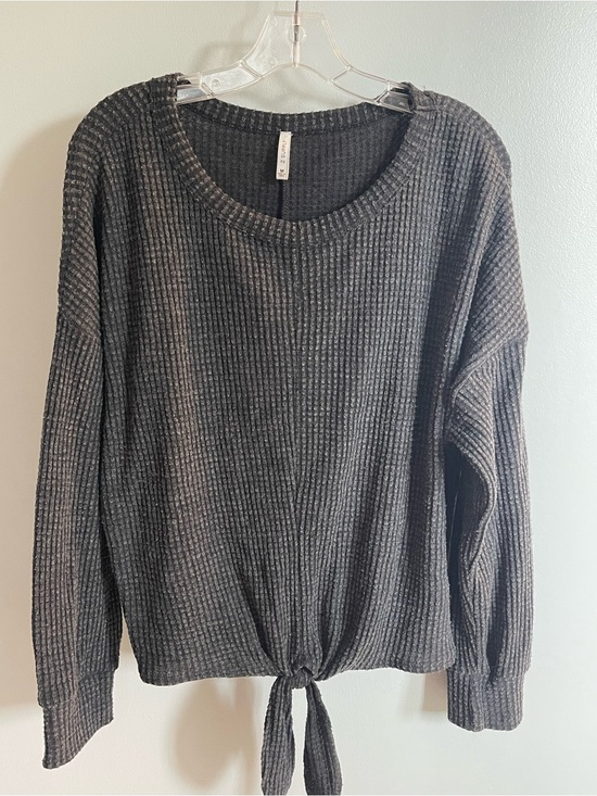 Z Supply Sweaters - Z Supply Waffle Knit Tie-Hem Sweater - Charcoal